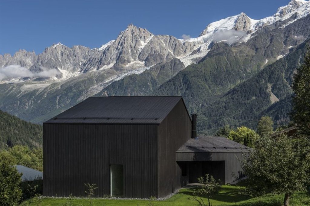 Chalet – image 1