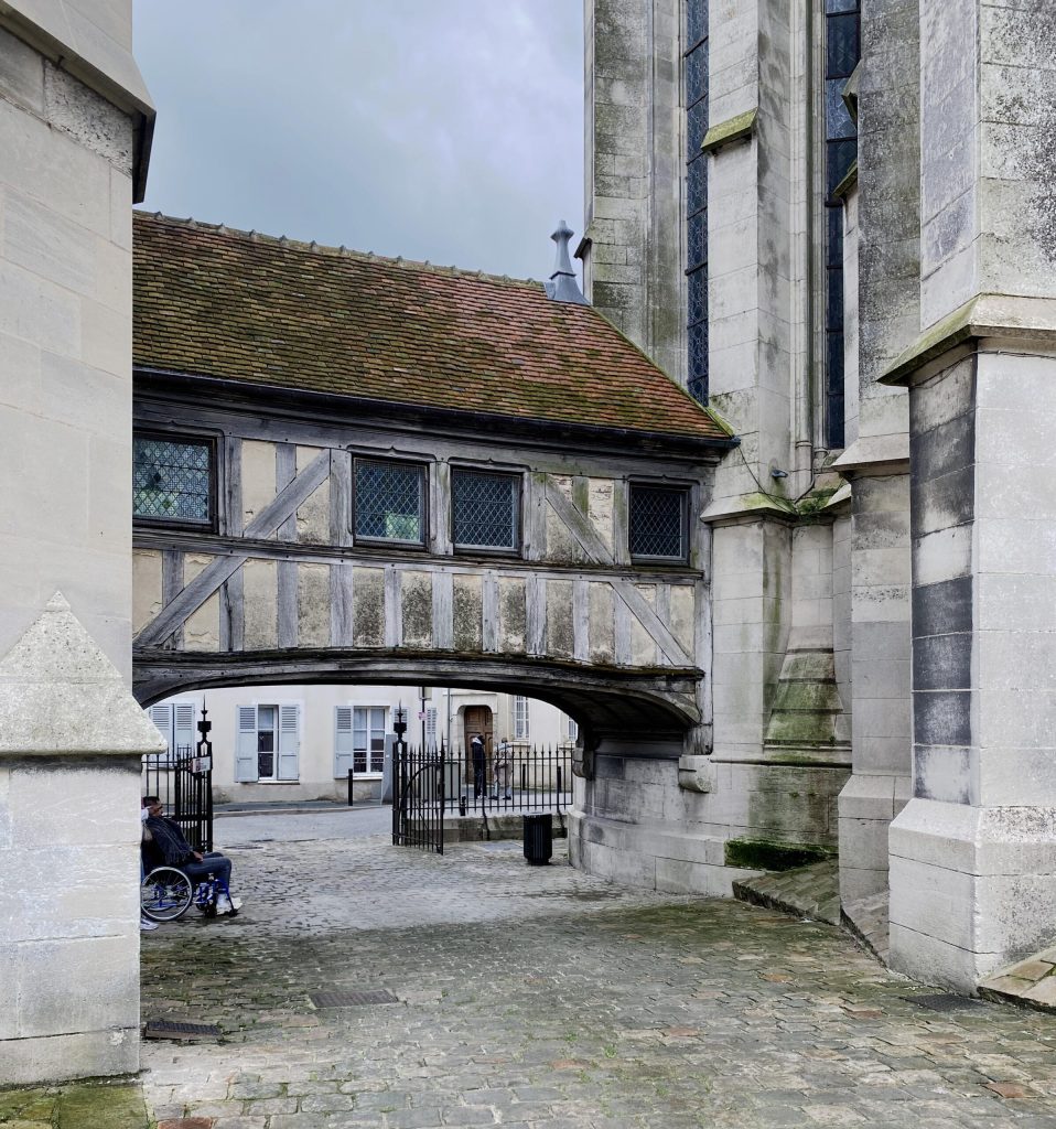 Cité épiscopale – image 8